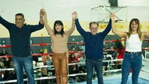 Boxeo profesional: La Tigresa Acuña peleará en Plottier