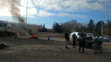 Se levantó el Corte de Ruta 7 en Vista Alegre por reclamo de ATE, pero podría repetirse mañana