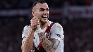 González Pirez se desgarró y es baja en River: Demichelis ya definió a su reemplazante para la Libertadores