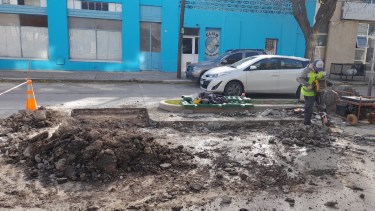 El tránsito permanecerá cortado, hasta que finalicen los trabajaos en 25 de Mayo y Buenos Aires en Viedma.