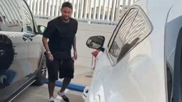 Neymar se vengó de una broma que le realizó un compañero en Arabia Saudita.