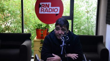 Néstor Mingot visitó los estudios de RN Radio. (Foto: Cecilia Maletti)