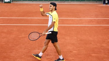 Francisco Cerúndolo es el primer argentino en clasificarse a la tercera ronda de Roland Garros