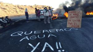 La promesa insólita: liberaron el acceso a la Autovía Norte en Neuquén a cambio de una sola canilla para 400 familias