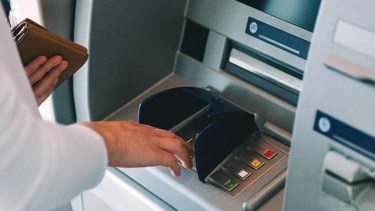 ANSES sigue con el pago de haberes y prestaciones.-