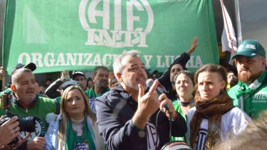 Milei llegará a Córdoba y ATE anunció bloqueos en los accesos al aeropuerto. Foto: Gentileza. 