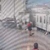 Imagen de Video: le secuestraron el auto en Neuquén y embistió a un inspector para sacarlo del depósito