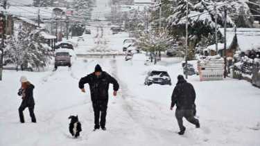 Nevadas intensas llegan este lunes feriado a Neuquén y Río Negro. Foto Alfredo Leiva