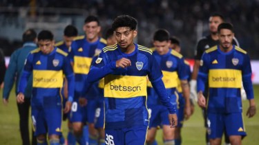 Cristian Medina vuelve a ser titular en Boca ante Talleres por la Liga Profesional.