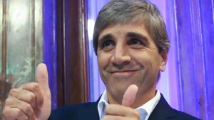 El primer round quedó para el Gobierno de Milei: el dólar cayó a $ 1.415