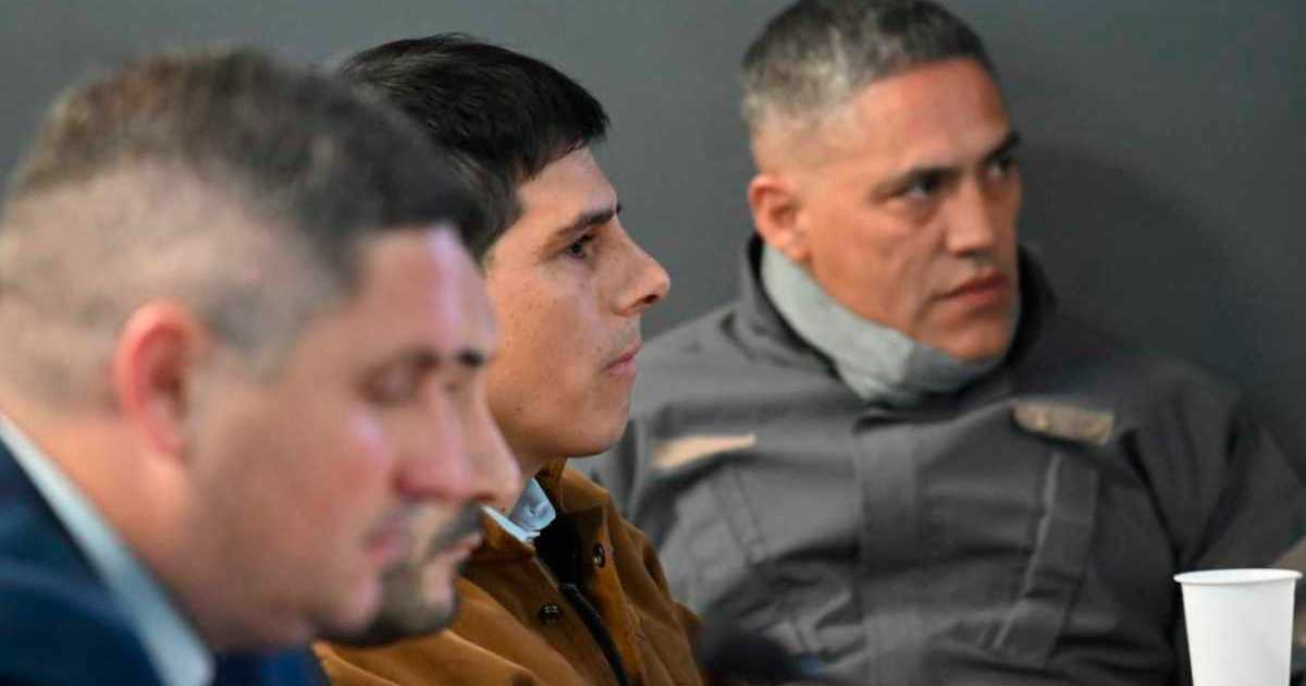 En vivo Fin del juicio por el femicidio de Agustina Fernández: Parra podría volver a declarar y Buteler se presentó en el lugar thumbnail