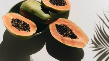 Por qué la papaya puede ser una gran aliada para aliviar los síntomas gripales y resfríos