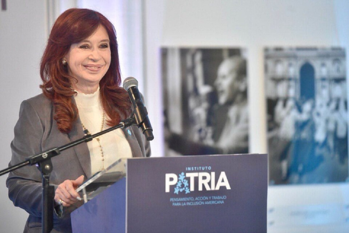 La exvicepresidenta Cristina Kirchner criticó al gobierno de Javier Milei por la caída del consumo. Foto gentileza. 