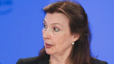 Qué dijo el vocero Manuel Adorni sobre la salida de Diana Mondino.