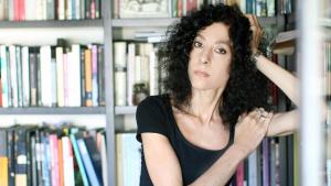 Feria del Libro: escritura, lecturas, periodismo, y la tiranía de los clics en la mirada de Leila Guerriero
