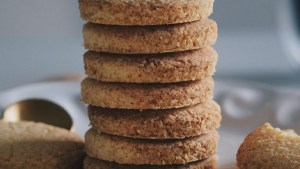 Galletas de coco que se desarman en la boca