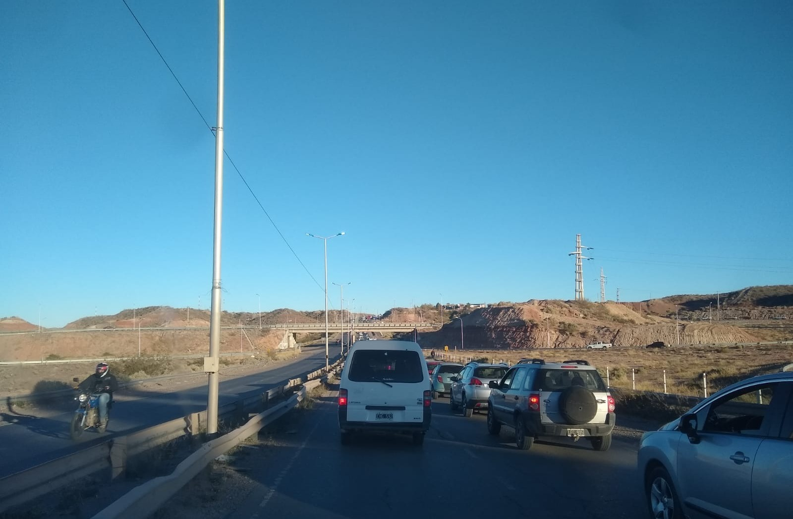 Causó un choque en plena Ruta 7 de Neuquén y se dio a la fuga: «Se le ...