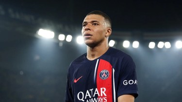 Los hinchas del PSG silbaron a Mbappé en su último partido.