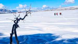 Sueño cumplido: épica caminata en la nieve para llegar a las lagunas que esconden un tesoro de la Patagonia