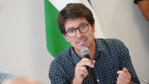 Leandro García criticó el apoyo a la Ley Bases: "Hacen política mirando encuestas"
