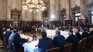 Ley Bases en el Senado: el Gobierno presentó un nuevo borrador con un piso de Ganancias más alto para la Patagonia