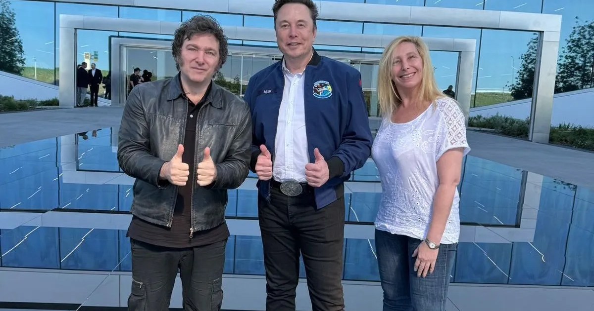 encuentros con Elon Musk y Gianni Infantino, entre su agenda thumbnail