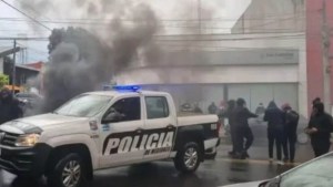 Tensión en Misiones: el Gobierno dijo que echarán a los policías que participen de las protestas