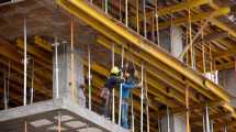 Imagen de Preocupa el empleo: por la recesión, hubo una fuerte caída en la construcción y la industria