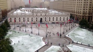 La nieve sorprendió a Santiago de Chile: mirá las imágenes más divertidas