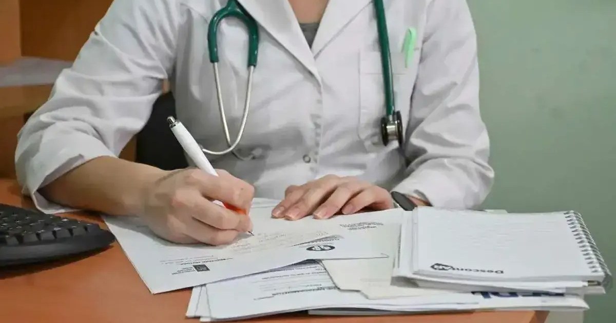 En Tierra del Fuego denuncian un éxodo de médicos por los salarios bajos thumbnail