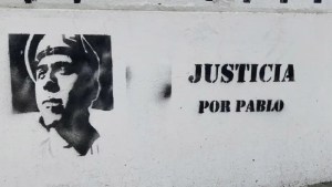 Marchan a 11 meses del crimen del soldado de Zapala: «el juez se tiene que ir»