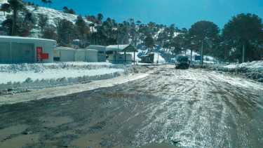 Pino Hachado es uno de los pasos más afectados por las condiciones meteorológicas. Foto: gentileza Gendarmería Nacional.-