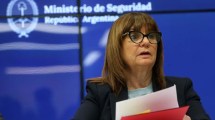 Imagen de Bullrich sumó críticas al paro de la CGT y aseguró la aplicación del protocolo antipiquetes