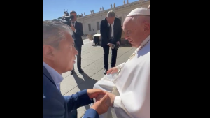 Rolando Figueroa visitará al Papa Francisco en Roma: agenda con líderes, activistas y empresarios