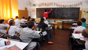 Solo el 22% de los chicos de 15 años llevan sus estudios en tiempo y forma en Argentina