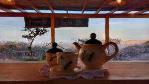 ¡Estamos invitados a tomar el té en Piedras Coloradas! La playa que está 5 km de Las Grutas ofrece tortas y cosas ricas