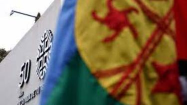 Alumnos y docentes de la UNCo proponen traducir la cartelería de la región al mapuzugun