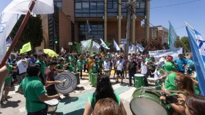 Paro de la CGT del 9 de mayo en Río Negro: marchas en Cipolletti y Roca, qué pasa en Viedma y Bariloche