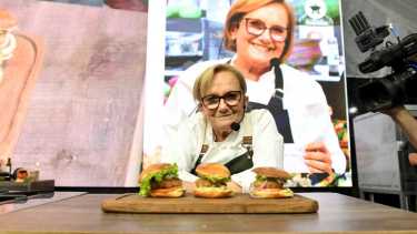 Fotos: Dolli Irigoyen celebró la continuidad de la Fiesta del Chef Patagónico en tiempos de crisis