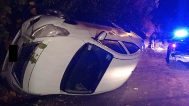 Robó a un comercio de Bariloche y al intentar escapar volcó. Foto: gentileza