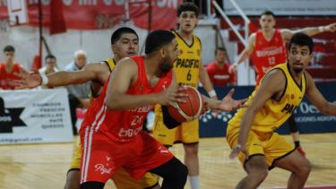 Merchant no gravitó como en otros juegos y mucho tuvieron que ver Soria y Godoy Vega, la figura de la noche. (La Reforma de Pico)