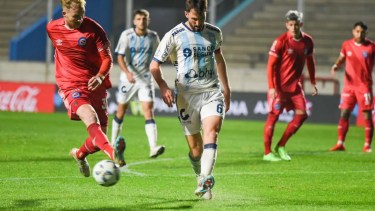 Luciano Gondou fue el autor del único tanto para Argentinos Juniors.