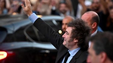 Milei y la apuesta del Pacto de Mayo.. Foto EFE.