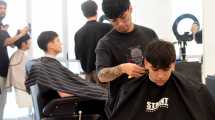 Imagen de Barberías de Neuquén, el furor de los adolescentes sin barba