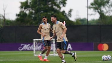 Argentina asegurará el pase a cuartos si derrota a Chile.