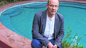 Esteban Buch, el periodista que expuso al nazi  Erich Priebke vuelve a Bariloche para revisitar esa historia