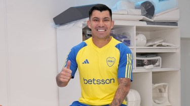 Gary Medel se realiza la revisión médica y luego firma contrato con Boca. @BocaJrsOficial