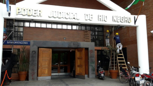 Tienen que pagarle más de $9 millones por las lesiones de su hija a causa de un choque con un taxi en Viedma