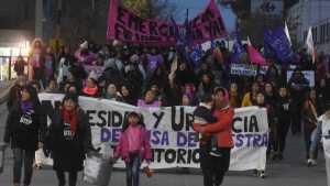 Vivo | 3J Ni Una Menos: cómo se vive la marcha en Neuquén, Bariloche, Viedma, Roca y Cipolletti