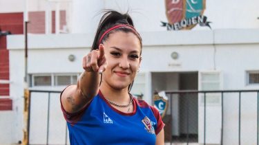 Jeni Cárdenas, la goleadora de Confluencia.